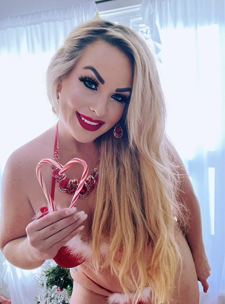 love misssarah basic model free photo