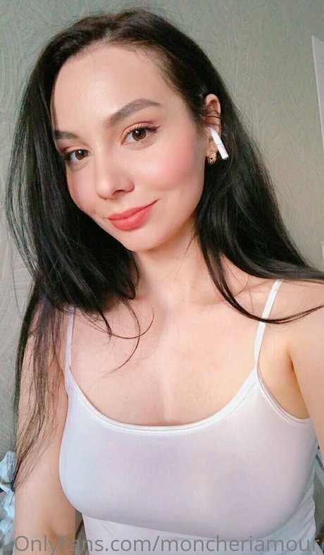 moncheriamour nudes actress pics