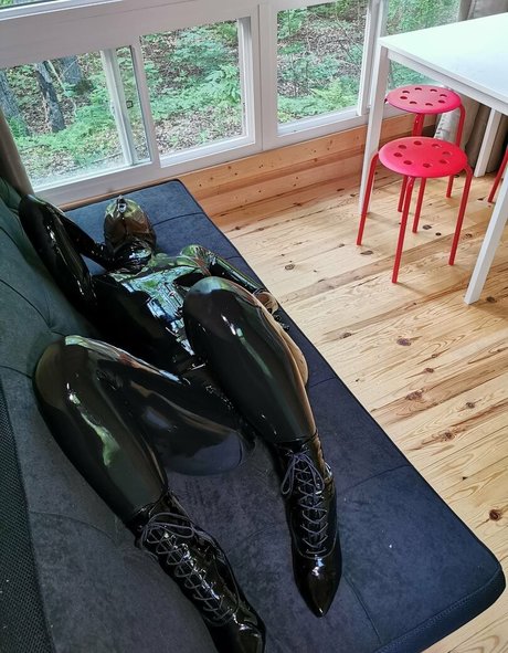 vickydevika model perfect photos