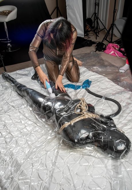 vickydevika xxx pornstar img