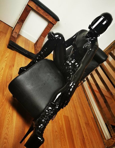 vickydevika Profile pic