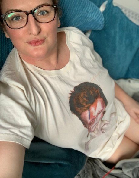 charliescarletx star high quality pic