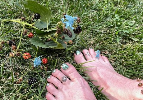 queenofvans erotic actress gallery