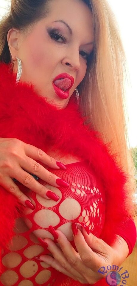 rominow hd model picture