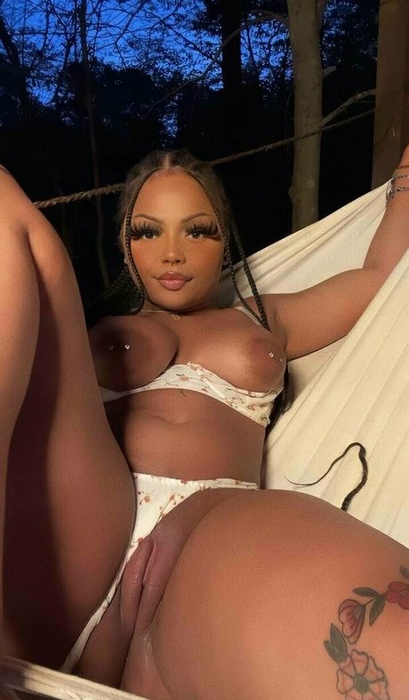 weloveriri sex pornstar pics