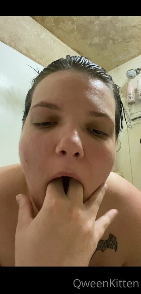 qweensensei model photo