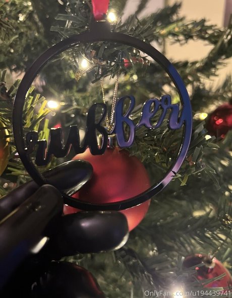 heavyrubberette free star sexy photos