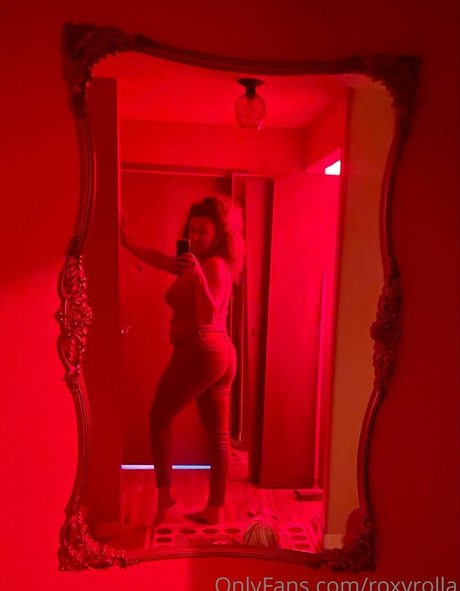 roxyrolla nude star pictures