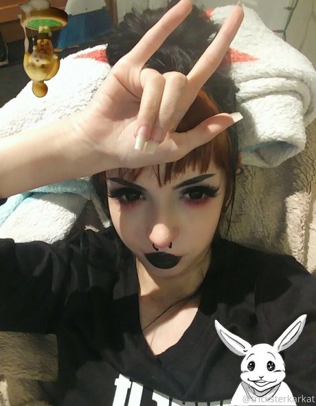 Tricksterkarkat pornstar nudes image