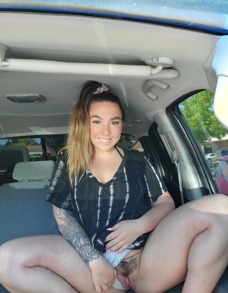 lexxyypnw naked model pic