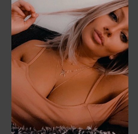 xxkinkykandixx star exclusive pic