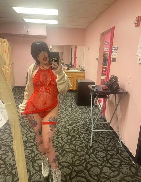 devilbby999 model perfect gallery