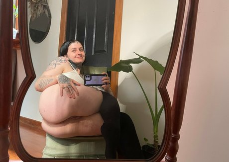 floworb sexy star pic