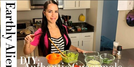 earthlyalien model exclusive image