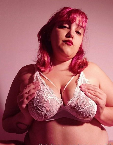 mia sexy30 model xxx image