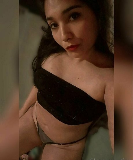 floresmartins erotic model archive