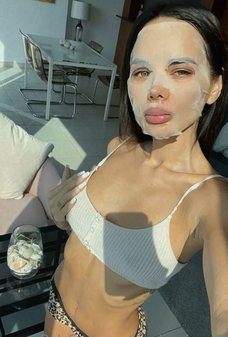 carolina impu1 perfect actress archive