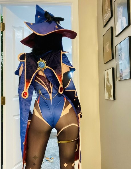 lisasayshello naked pornstar pics