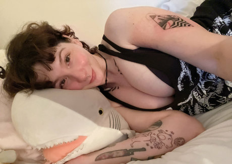 lisasayshello pornstar perfect picture