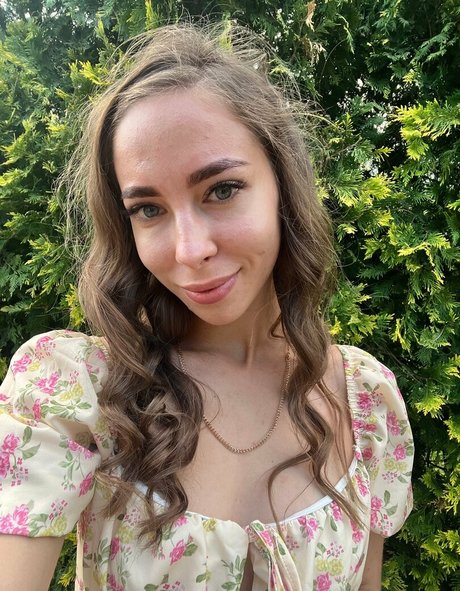 lili babe top pornstar img