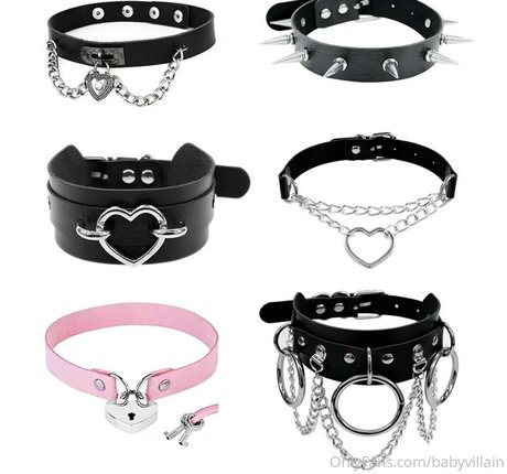 ave ria naked actress photos