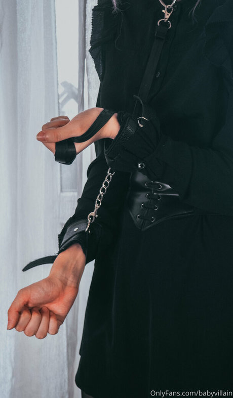 ave ria pretty actress archive