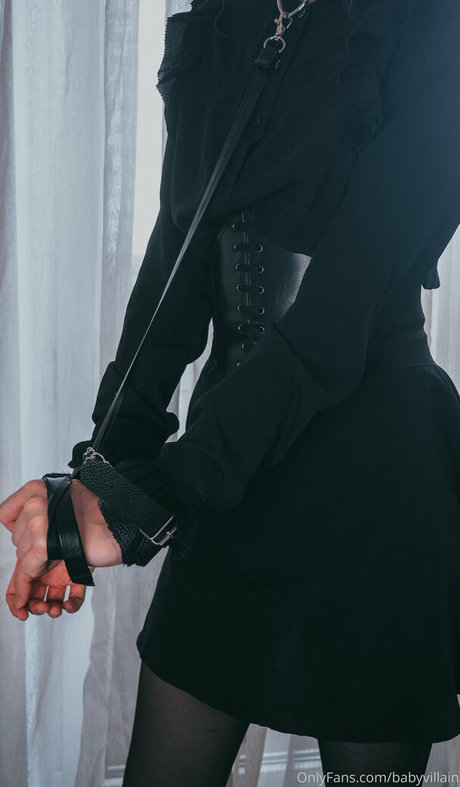 ave ria pornstar nudes photos