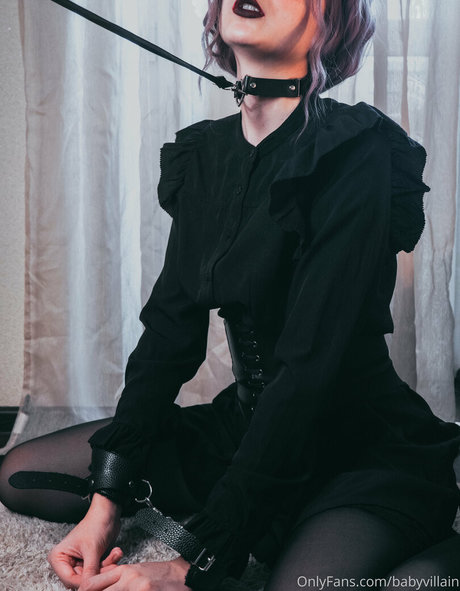 ave ria model hd photo