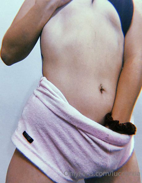 lucrexxia pornographic actress pictures