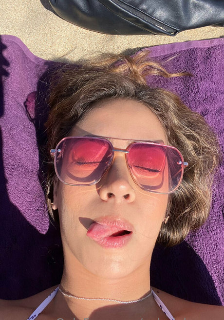 valerialovesu pornstar adult picture