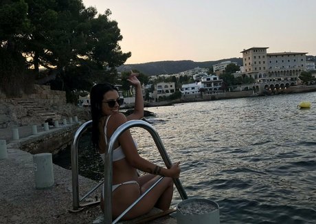 srtavirtual pretty actress pic