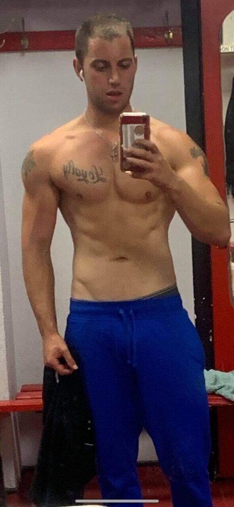 u1938628 perfect model picture