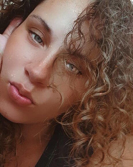 CoutureBaddie star top image