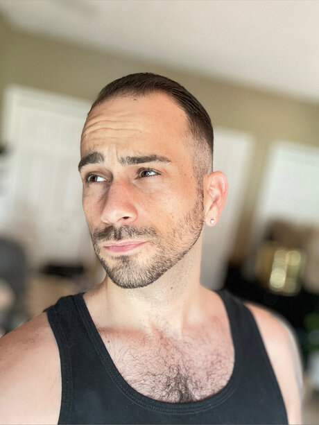 Guapo pornographic model pictures