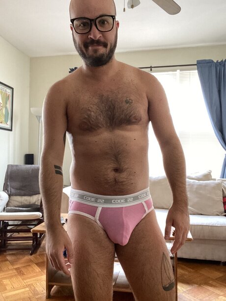 AstoriaGuy model xxx pics