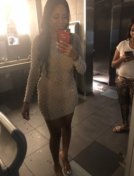 Caramel model best photo