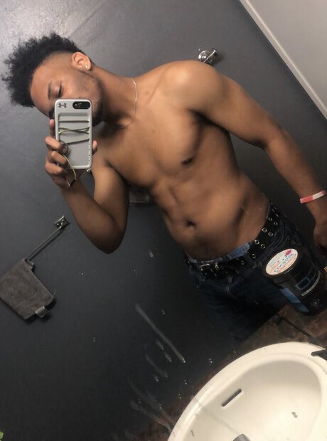 LoveJones star xxx picture