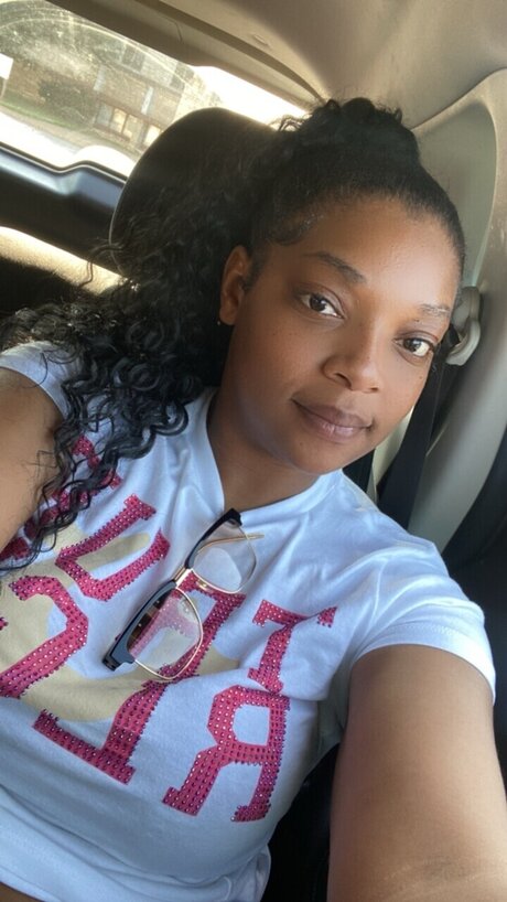 u8526966 sexy star img