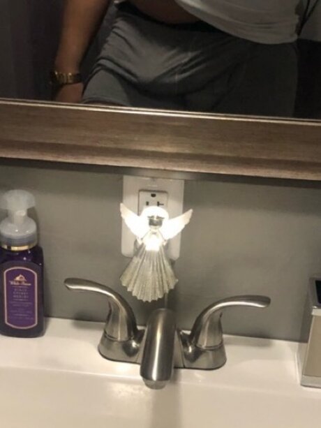 Mr SlutYouOuttt sex actress photo