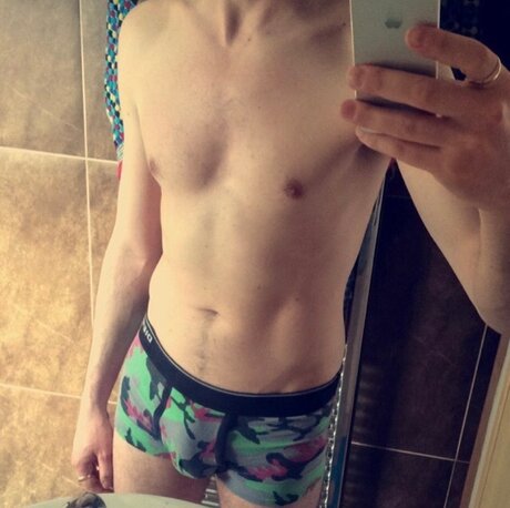 u9971632 model nude photos