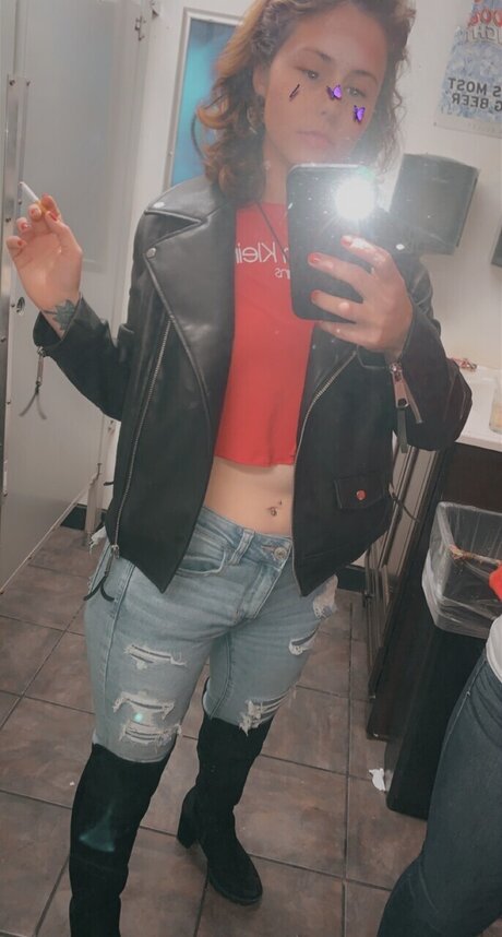 u10437591 porn star picture