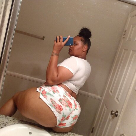 Pinnkyy pornographic star archive