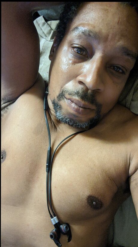 SmokeyGee hd model gallery