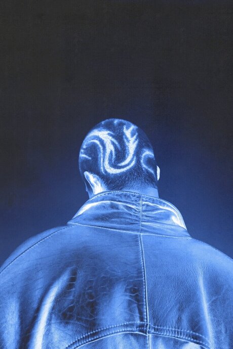 Places and Faces naked model pic