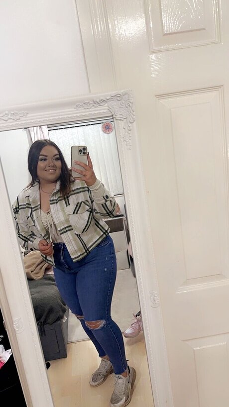 Princess Chloy nude star pics