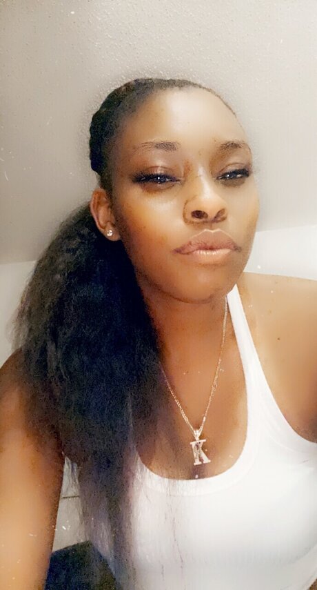 Kaay Babeeee erotic star pics