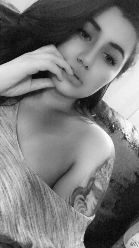 Venusluv pretty actress galleries