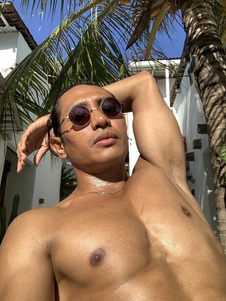 Tanboy exclusive model img