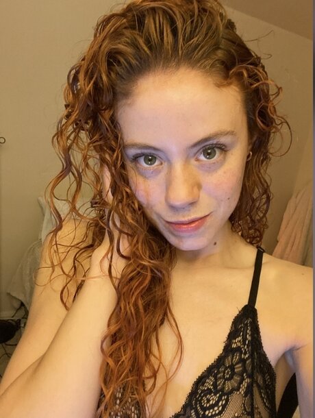 Greeneyebabe star best picture