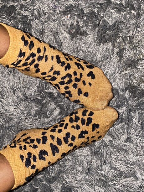 Masked Ebony model naked pictures